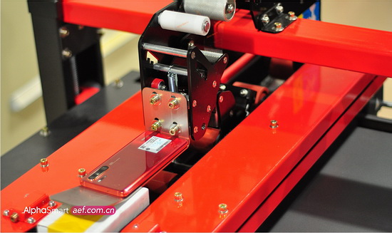 专为小尺寸彩盒定制的封箱机 专为小尺寸彩盒定制的封箱机