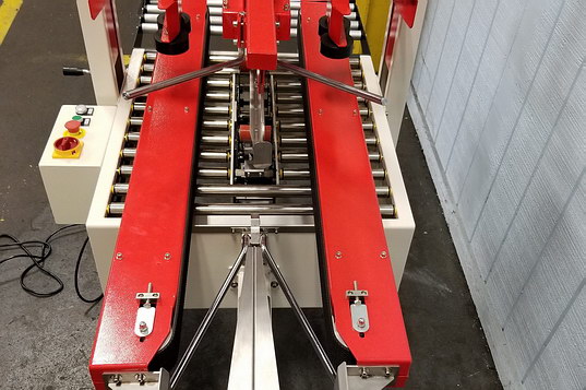 自动折盖装箱封箱一体机